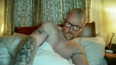 r_o_h_a_n_r_o_o_m online show from December 17, 10:32 am