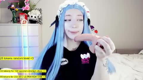 Snapshot of raaaaaaawr chatting on October 19, 5:24 pm - online show from October 19, 5:24 pm