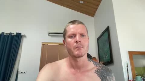 rabbit_eyes69 online show from March 5, 4:52 am