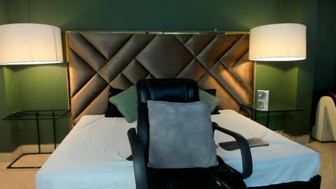  Rachel  online show from April 8, 9:37 pm