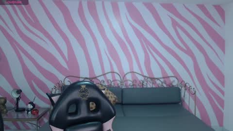 Rachel online show from December 6, 8:07 pm