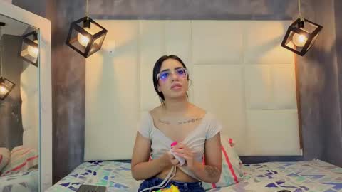 Rachel Donnelly online show from March 23, 11:42 pm