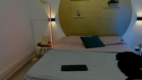 Rachel  online show from March 31, 11:32 am