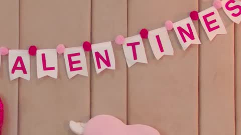 Snapshot of rachell_duque chatting on February 9, 8:34 pm Rachell online show from February 9, 8:34 pm