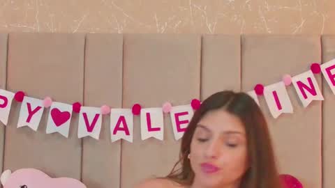 Snapshot of rachell_duque chatting on February 10, 11:23 pm Rachell online show from February 10, 11:23 pm