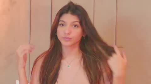 Snapshot of rachell_duque chatting on March 5, 5:18 pm Rachell online show from March 5, 5:18 pm