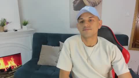 Snapshot of rachell_jacob chatting on February 25, 11:53 am rachell_jacob online show from February 25, 11:53 am