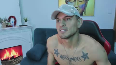 rachell_jacob online show from April 1, 1:41 pm