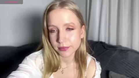 Alice online show from March 27, 5:56 pm