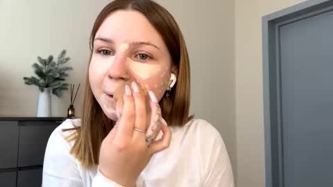 Alex online show from February 22, 7:40 am