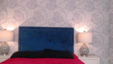 Snapshot of rachellparker_ chatting on December 15, 11:25 am rachellparker_ online show from December 15, 11:25 am