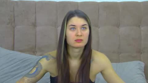 RachellSimpson online show from January 19, 6:17 am