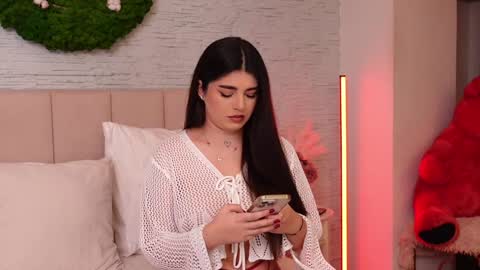 RachelSwaan online show from December 10, 4:34 am