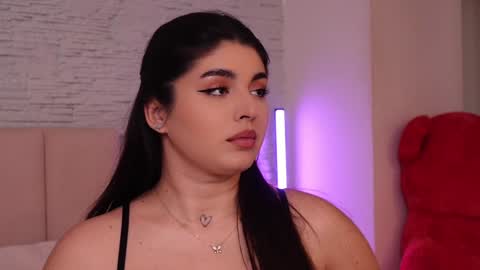 RachelSwaan online show from January 8, 9:42 am