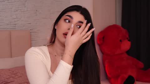 RachelSwaan online show from January 23, 9:39 am