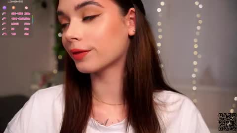 Snapshot of radaberesford chatting on June 6, 4:33 pm Rada o online show from June 6, 4:33 pm