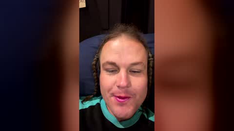 raeganv online show from June 6, 9:47 am