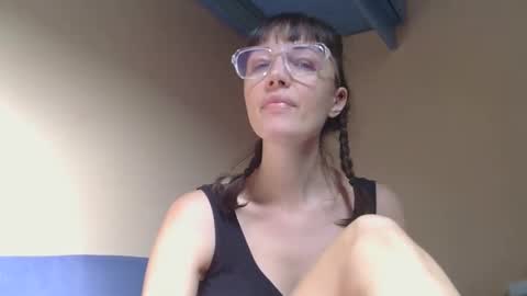 Rafaella online show from April 23, 1:46 pm