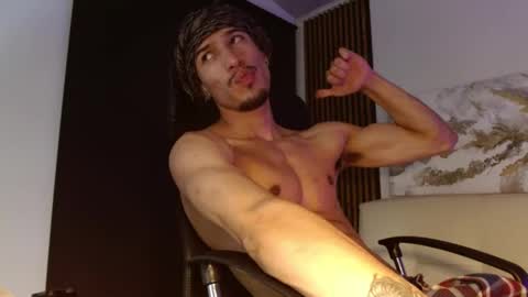 IG online show from February 9, 8:11 am