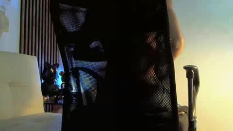 IG online show from March 9, 3:32 am