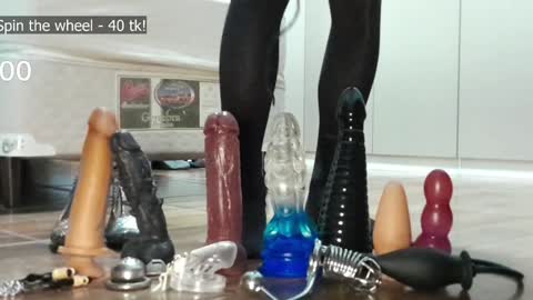 Snapshot of rafaslave chatting on January 4, 4:01 am Rafa Slave online show from January 4, 4:01 am