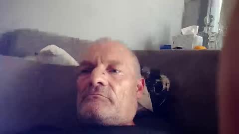 Snapshot of ragingzef69 chatting on February 13, 11:23 pm Bigthickdickinvic online show from February 13, 11:23 pm