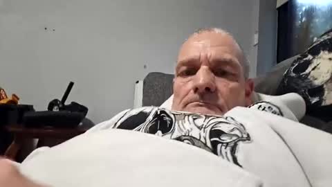 Snapshot of ragingzef69 chatting on July 2, 5:57 am Bigthickdickinvic online show from July 2, 5:57 am
