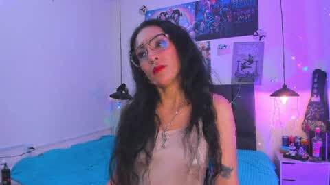 Raia online show from April 7, 3:07 am