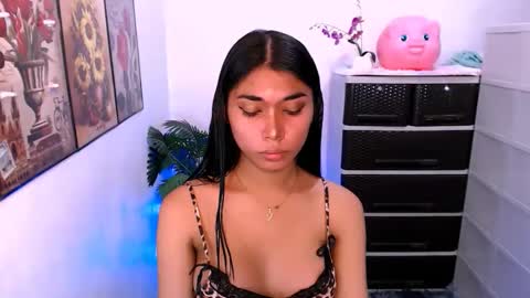 raindrizzle1706 online show from March 12, 3:18 pm