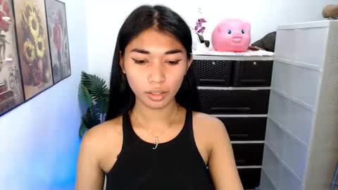 raindrizzle1706 online show from March 16, 5:50 pm