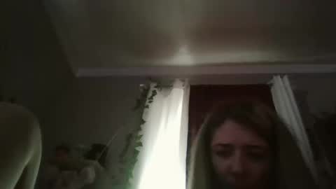 Snapshot of rainekayne chatting on February 22, 4:27 pm rainekayne online show from February 22, 4:27 pm