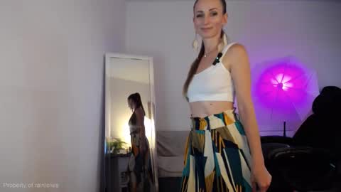 Call me Lei online show from September 24, 3:04 pm