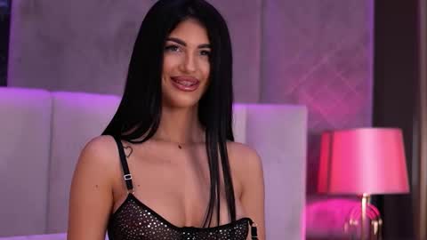 Snapshot of raisakali chatting on November 7, 4:40 pm Raisa online show from November 7, 4:40 pm