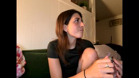 Snapshot of raiyvyn chatting on March 27, 4:18 am Ray Ray online show from March 27, 4:18 am