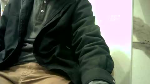 Snapshot of rakulgee12 chatting on February 17, 6:21 am rakulgee1 online show from February 17, 6:21 am