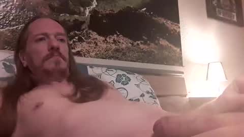 Snapshot of ralf678524 chatting on March 1, 10:56 pm ralf678524 online show from March 1, 10:56 pm