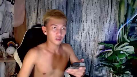 ralfhuge24 online show from October 27, 8:46 pm