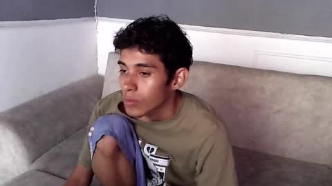 Snapshot of rami_hot0 chatting on November 3, 9:27 pm rami_hot0 online show from November 3, 9:27 pm