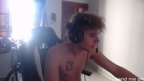 Snapshot of ramisexyloveyou chatting on March 9, 2:21 pm Ramiro online show from March 9, 2:21 pm