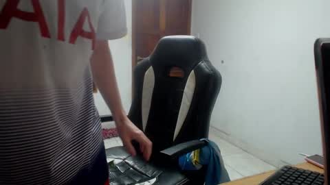 Snapshot of ramisexyloveyou chatting on November 5, 10:59 am Ramiro online show from November 5, 10:59 am