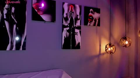 Snapshot of ramonasmith chatting on December 9, 3:33 pm Ramona online show from December 9, 3:33 pm