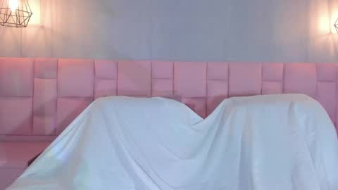 Snapshot of ramonasmith chatting on March 10, 5:18 pm Ramona online show from March 10, 5:18 pm