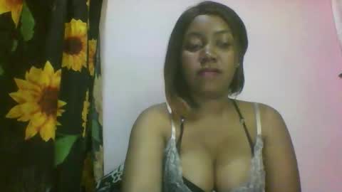 Snapshot of ranah23 chatting on April 10, 6:45 pm ranah23 online show from April 10, 6:45 pm