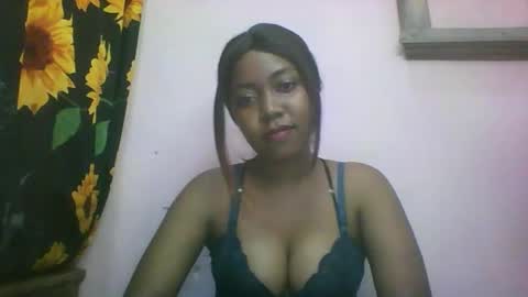 Snapshot of ranah23 chatting on April 15, 8:10 am ranah23 online show from April 15, 8:10 am