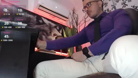Snapshot of randylukehot chatting on December 15, 1:00 pm randylukehot online show from December 15, 1:00 pm