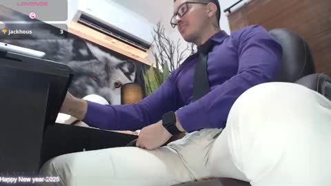 Snapshot of randylukehot chatting on February 12, 5:48 pm randylukehot online show from February 12, 5:48 pm