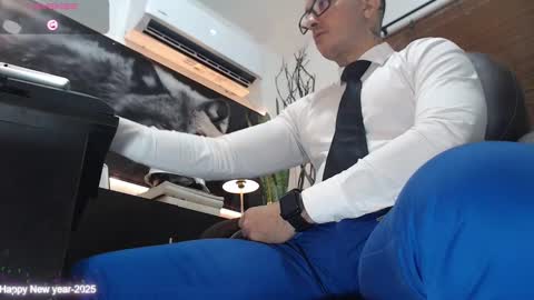 Snapshot of randylukehot chatting on February 23, 5:50 pm randylukehot online show from February 23, 5:50 pm
