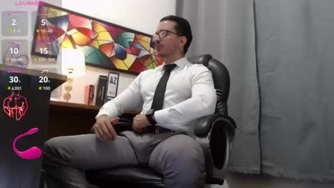 Snapshot of randylukehot chatting on August 5, 2:42 pm randylukehot online show from August 5, 2:42 pm