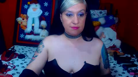 Sonia online show from December 15, 8:36 pm