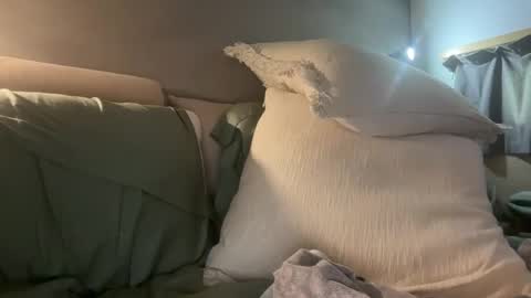 Snapshot of ransguy chatting on February 14, 7:43 pm ransguy online show from February 14, 7:43 pm